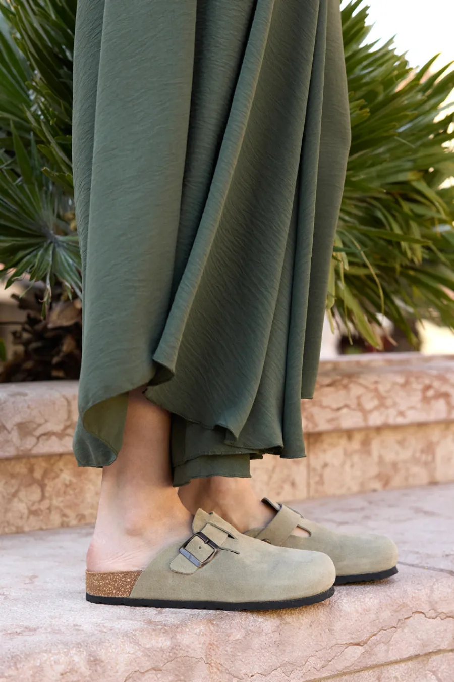 Ciabatte beige chiaro con fibbia in vera pelle PittarelloTierra 335A013PR-PITTARELLO TIERRA New