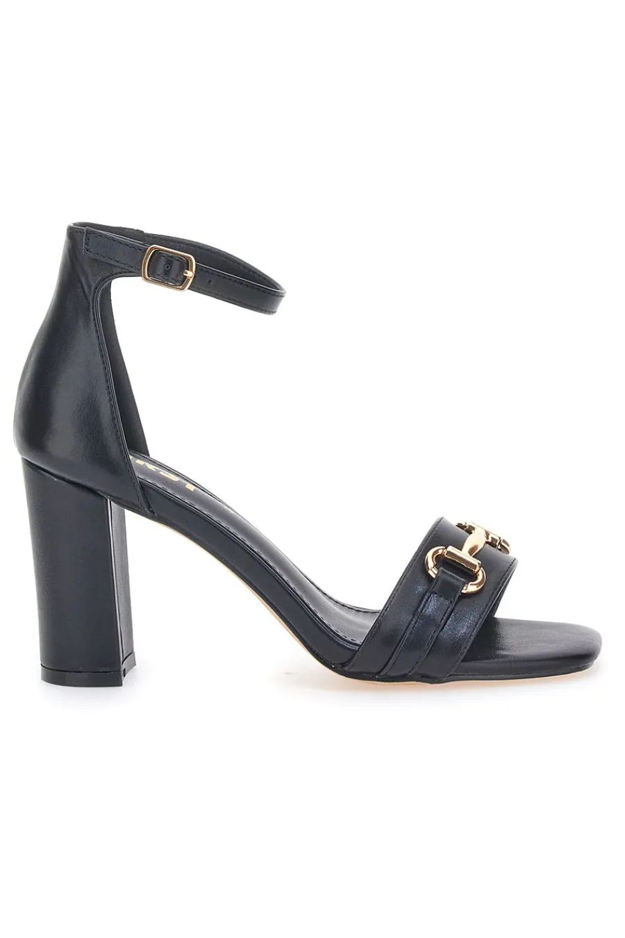 Die ersten 1802-Sandalen mit Absatz in-THE FIRST