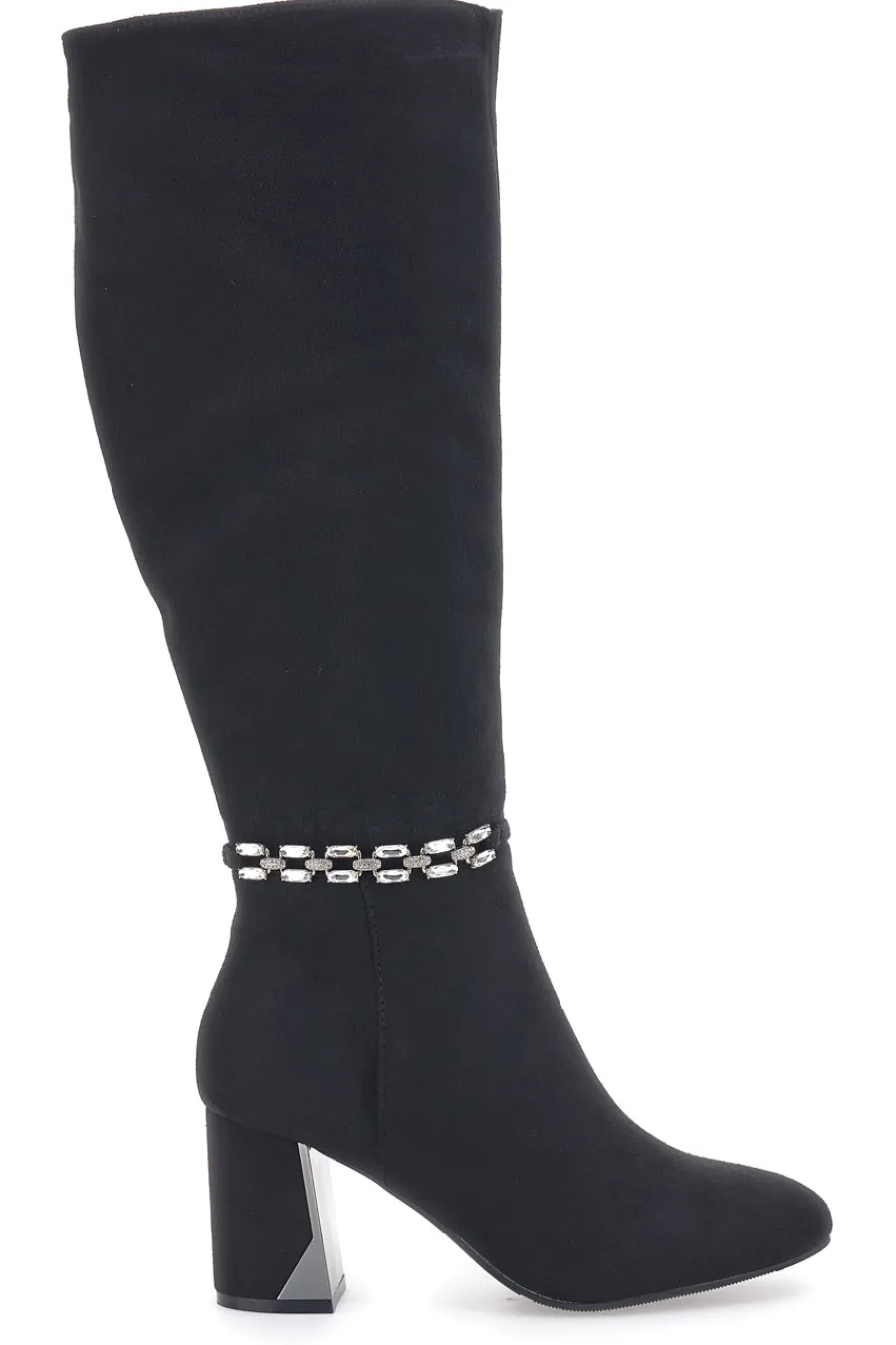 Die ersten 392-Stiefeletten mit Absatz-THE FIRST New