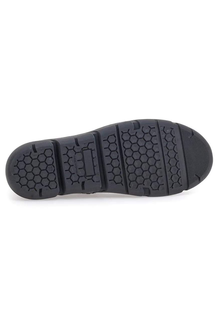 Polacchini neri in pelle con zip laterale Pittarello Tierra 30755