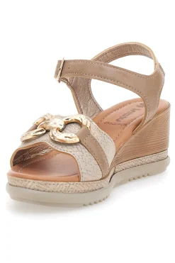 Sandali beige con zeppa e morsetto 06 FK-INBLU Clearance