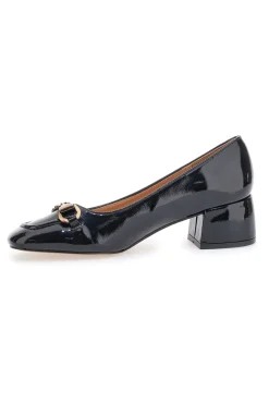 e Ballerinas in Lackoptik mit vorderer Klammer und niedrigem Absatz 9401Q13-MON DIEU Outlet