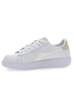 Sneaker da donna bianche con platform e dettagli oro Game Step Glam GS-DIADORA Sale