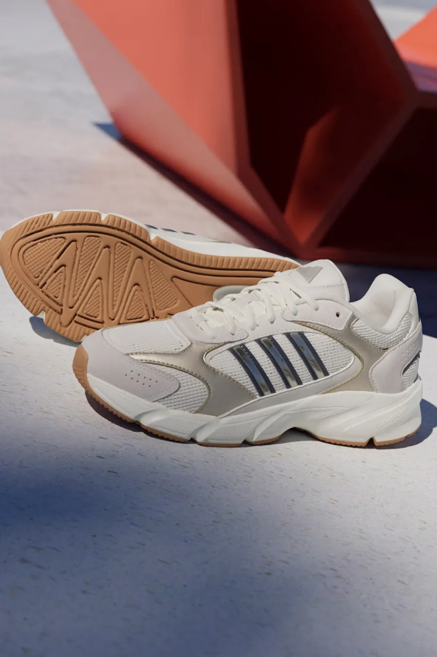 Sneakers beige in mesh con dettagli argento e suola Cloudfoam Crazychaos 2000-ADIDAS New